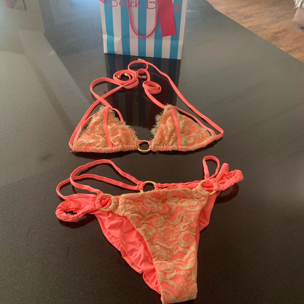 Beach Bunny Gunpowder Bikini